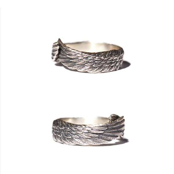 NOIR ANGEL WING RING